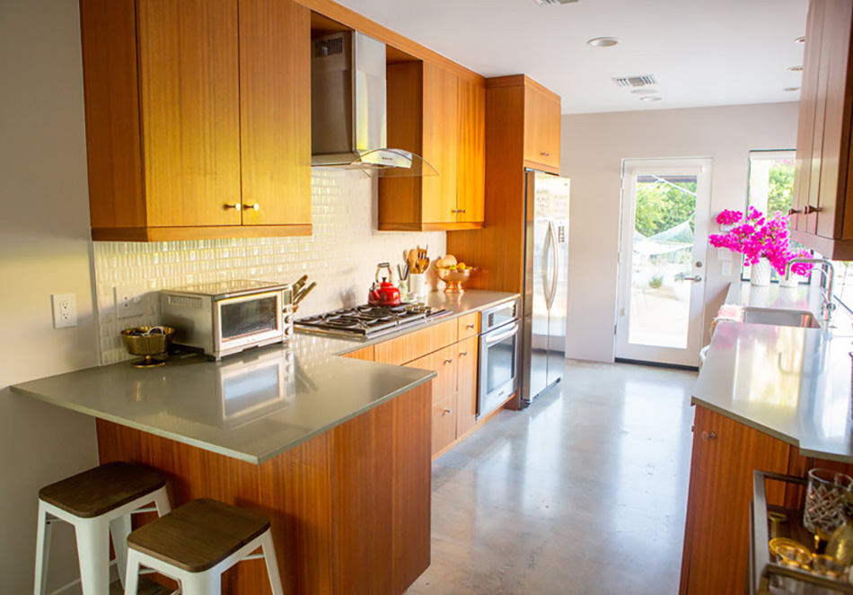 a_house_in_the_hills_kitchen-8